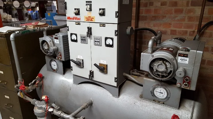 Medical vacuum plant in a hospital plant room